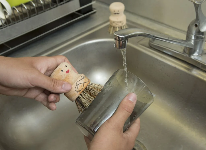 Щітки для посуду Kikkerland Mr. & Mrs. Scrubber 2 шт. (0612615107045) - зображення 4