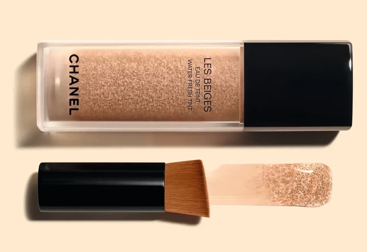 Тональный флюид-тинт для лица Chanel Les Beiges Eau De Teint Water