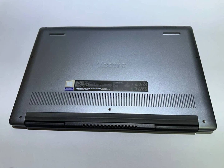 Windowsノート本体 Dell Vostro 7590 Core i7-9750H GTX 1650 Ноутбук Dell Vostro 7590 (15.6