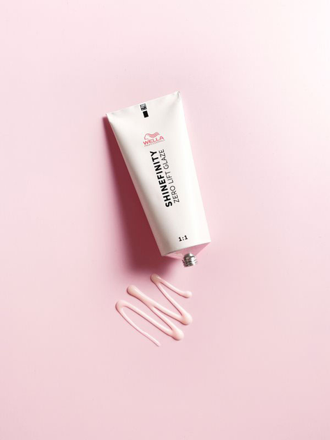 Farba do włosów Wella Professionals Shinefinity Zero Lift Glaze 09/81 60 Platinum Opal półtrwała 60 ml (4064666058313) - obraz 3