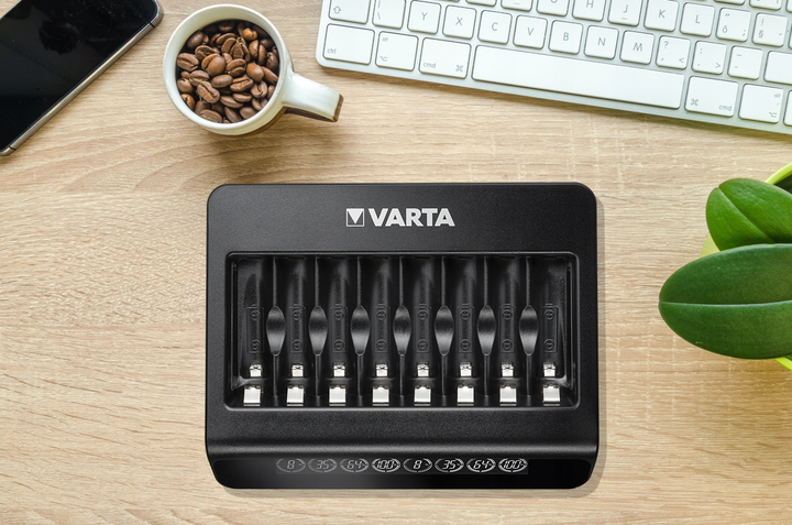 Ładowarka Varta LCD Multi Charger+ (4008496988211) - obraz 3