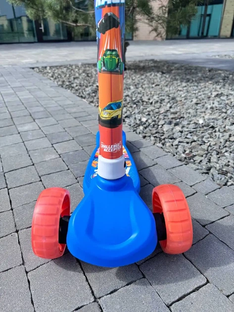 Детский самокат 3-х колесный Hot Wheels колеса с подсветкой синий - изображение 3