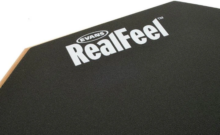 Тренувальний пед Evans RF12D 12" Realfeel 2-Sided Speed & Workout Pad - Фото 6 Тренувальний пед Evans RF12D 12" Realfeel 2-Sided Speed & Workout Pad - зображення 6