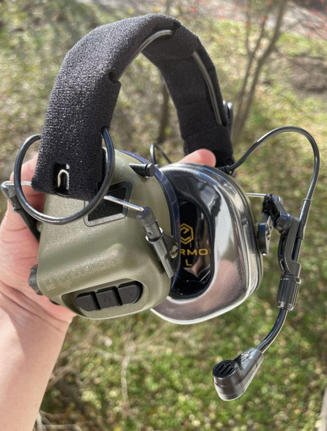 Активні навушники EARMOR M32 з кріпленням чебурашки+ тактичний ліхтар на військовий шолом - зображення 2