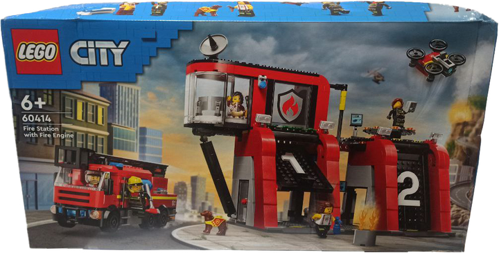 Zestaw klockow LEGO City Remiza strazacka z wozem strazackim 843 elementy (60414) (955555908372715) - Outlet - obraz 2