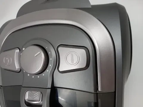 Пылесос Rainberg RB-659S колбовой с регулятором мощности HEPA фильтр 4L - 4200 W - Фото 4 Пылесос Rainberg RB-659S колбовой с регулятором мощности HEPA фильтр 4L - 4200 W - изображение 4