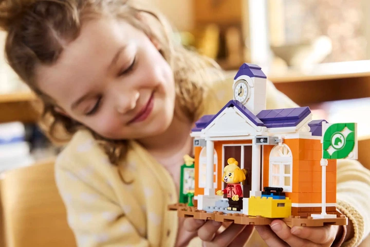 Конструктор LEGO Animal Crossing Концерт K.K. на площади 550 деталей (77052) - изображение 9