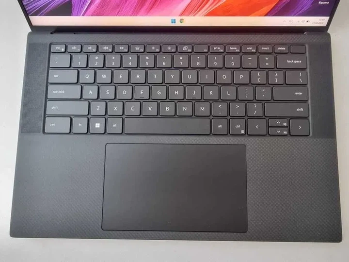 Ноутбук Dell XPS 9500 I7 10750H/GTX 1650TI/RAM 16GB/SSD 512GB/IPS 4K Б\В - зображення 4