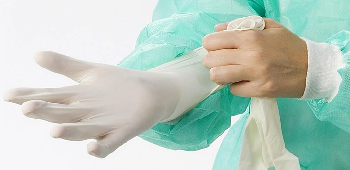 Перчатки Medicare латексные стерильные опудренные 7.5 - изображение 2
