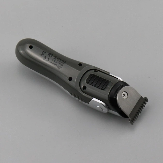 Машинка триммер для стрижки волосся і бороди 8в1 Gemei GM-581Pro Gray + Гребінець - изображение 6