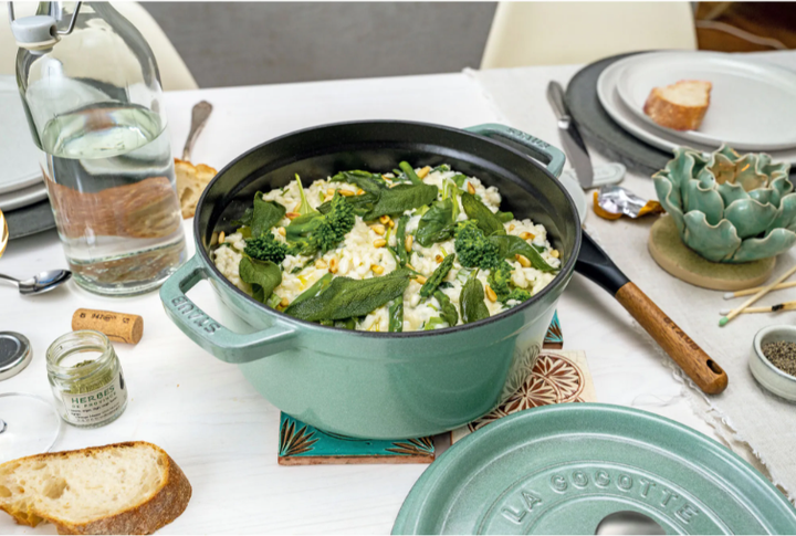 Garnek żeliwny Staub La Cocotte okrągły miętowy 6.7 l (3272340053689) - obraz 5