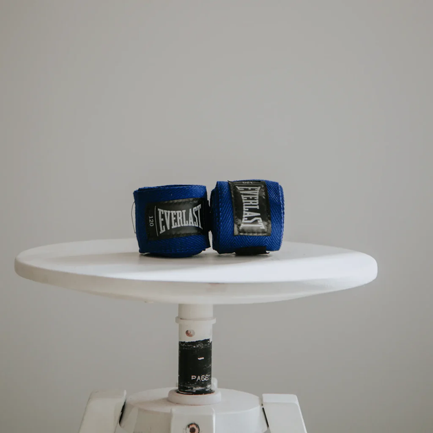 Бинти боксерські Everlast Core Handwraps 3.04 м (P00003247) Blue - зображення 6