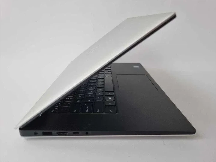 Ноутбук Dell Precision 5520 i5 7300HQ/Quadro M1200/RAM 8GB/SSD 128GB/IPS 4K Б\В - Б/В - зображення 5