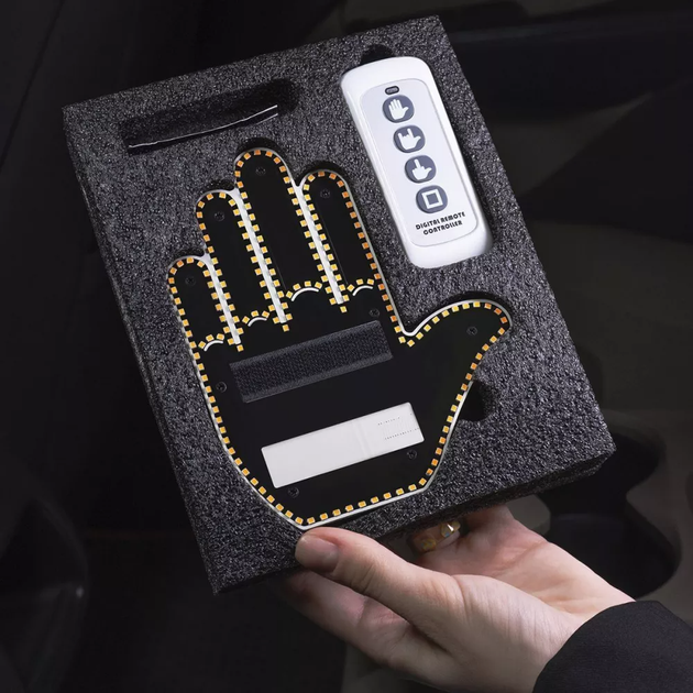 Світлодіодна рука на заднє скло автомобіля LED Hand з дистанційним пультом Black - зображення 5