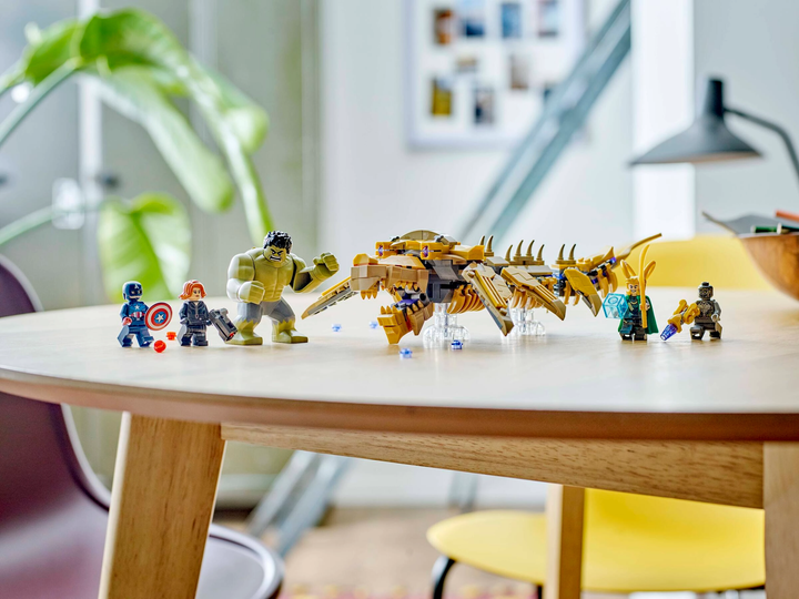 Zestaw klocków LEGO Marvel Avengers kontra Lewiatan 347 elementów (76290) - obraz 8