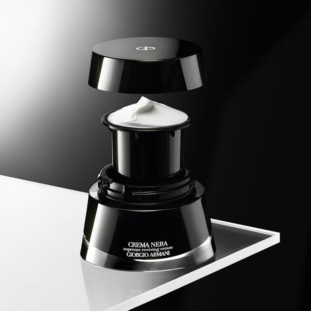 Крем для обличчя Giorgio Armani Crema Nera Supreme антивіковий 50 мл (3614271989697) - зображення 4