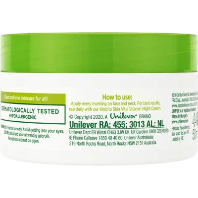 Крем для лица Simple Vital Vitamin Cream SPF15 Kind to Skin Дневной витаминный 50 мл (8710447486337) - Фото 2 Крем для лица Simple Vital Vitamin Cream SPF15 Kind to Skin Дневной витаминный 50 мл (8710447486337) - изображение 2