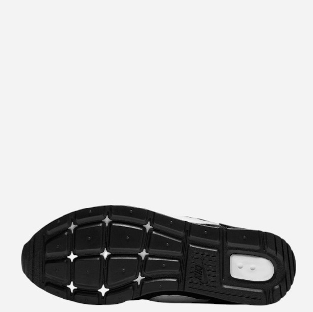 Buty sportowe damskie Nike Venture Runner CK2948-001 41 25.8 cm Czarne (193658117852) - obraz 5