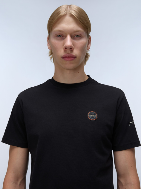 Футболка бавовняна довга чоловіча Napapijri S-Badge SS NP0A4I3N0411 2XL Чорна (195440954638) - зображення 3