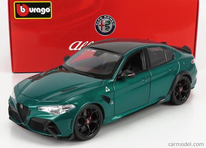 Машинка металева Bburago Alfa Romeo Giulia GTA 1:18 зелена (4893993014460) - зображення 1