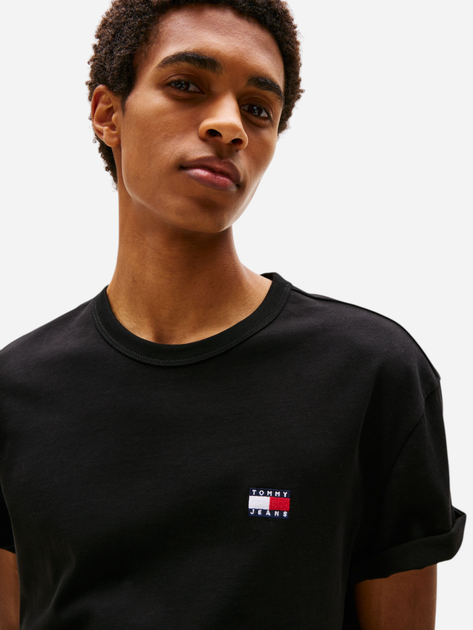 Футболка бавовняна чоловіча Tommy Jeans DM0DM20322-BDS S Чорна (8720638638001) - зображення 4