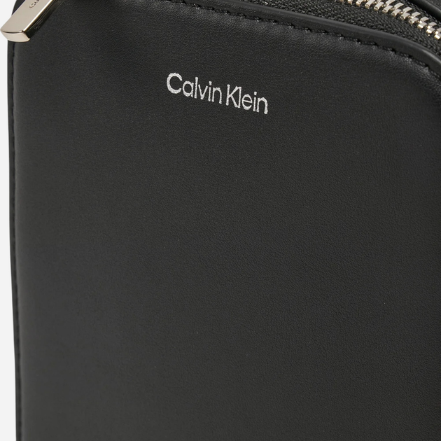 Сумка планшет чоловіча маленька Calvin Klein K50K512747-BEH Чорна (8721107057927) - зображення 4