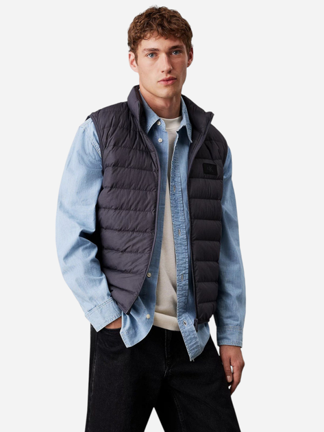 Теплий жилет пуховий чоловічий Calvin Klein Jeans J30J326718-BAN L Темно-сірий (8720639907007) - зображення 1