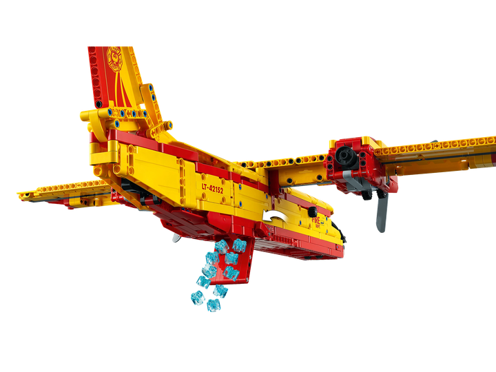 Zestaw klocków LEGO Technic Samolot gaśniczy 1134 elementy (42152) - obraz 5