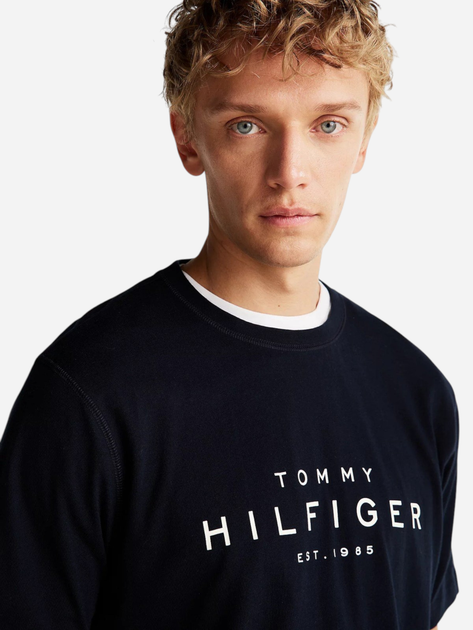 Футболка бавовняна чоловіча Tommy Hilfiger MW0MW37448-DW5 2XL Темно-синя (8720638295969) - зображення 4
