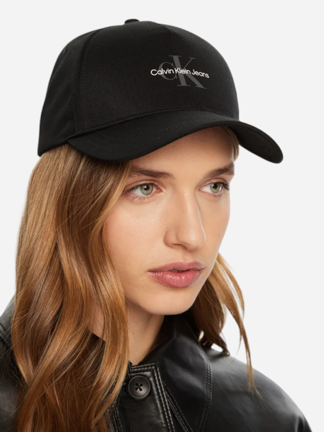 Кепка жіноча Calvin Klein K60K613056-BEH One Size Чорна (8721107065526) - зображення 3
