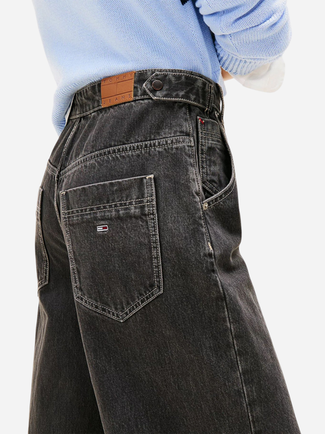 Jeansy dzwony damskie z wysokim stanem Tommy Jeans DW0DW20530-1BY 26-30 Czarne (8720638724643) - obraz 4