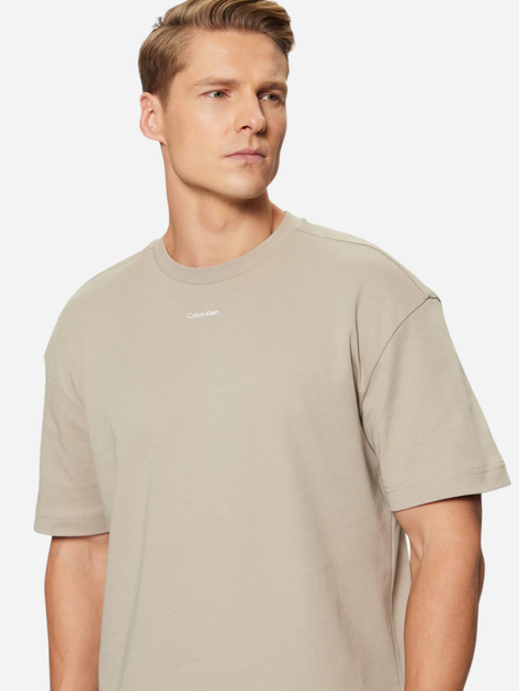 Футболка бавовняна чоловіча Calvin Klein K10K112487-RAJ S Бежева (8721107026831) - зображення 4