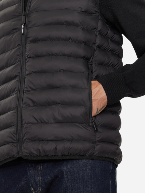 Теплий жилет чоловічий Calvin Klein K10K113470-BEH 2XL Чорний (8720639371884) - зображення 6