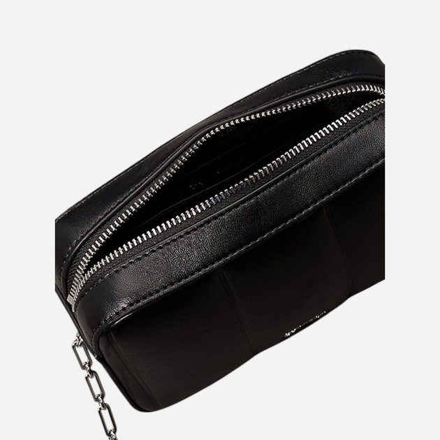 Сумка крос-боді через плече жіноча маленька Calvin Klein K60K613076-BEH Чорна (8721107067537) - зображення 4