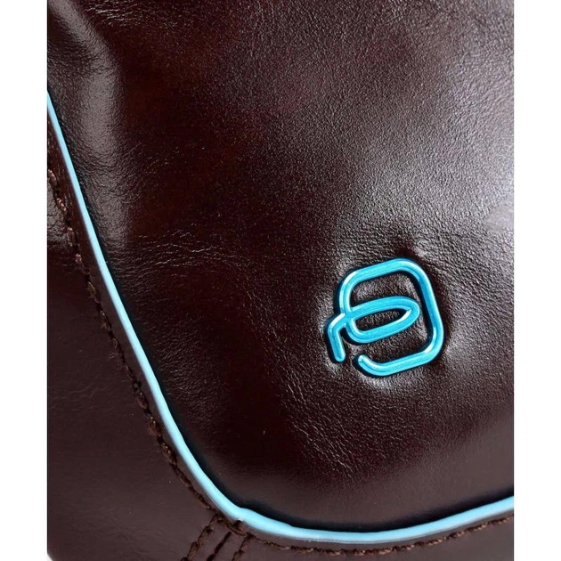 Сумка на пояс Piquadro BLUE SQUARE (B2) Cognac CA2174B2_MO - Фото 4 Сумка на пояс Piquadro BLUE SQUARE (B2) Cognac CA2174B2_MO - изображение 4