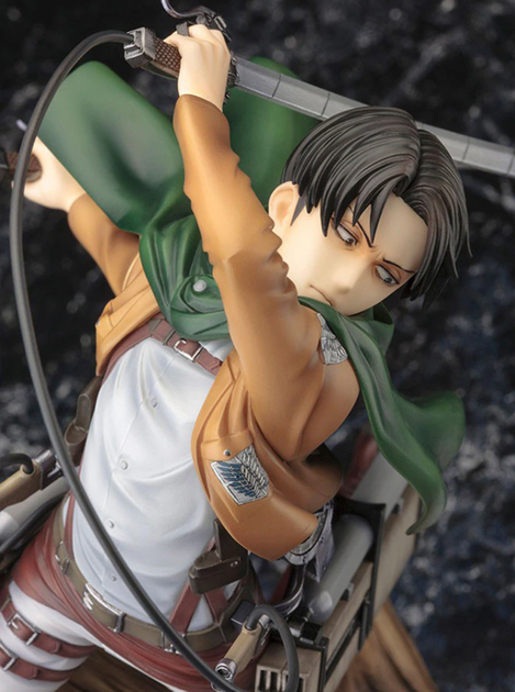 Коллекционная фигурка Леви Аккерман на бревне Атака на титанов ABC Attack on Titan 28 cm - изображение 7
