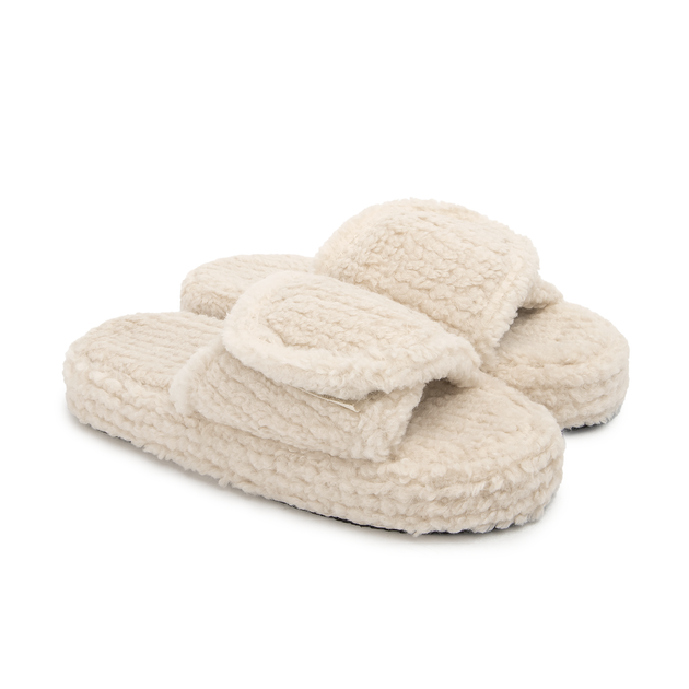 Женские домашние тапочки утепленные меховые с открытым носком Twins HS флис/липучка на платформе 38/39 26 см Молочные (4820182048739) - Фото 1 Женские домашние тапочки утепленные меховые с открытым носком Twins HS флис/липучка на платформе 38/39 26 см Молочные (4820182048739) - изображение 1