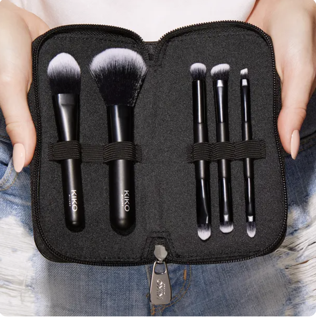 Набір пензлів Для подорожі Kiko Milano Travel Brush Set - зображення 3