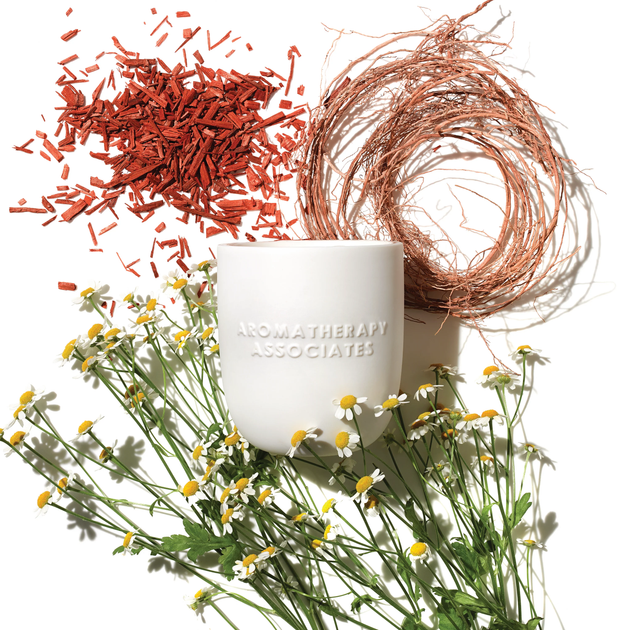 Ароматична свічка Aromatherapy Associates Deep Relax 200 г (642498015397) - зображення 3