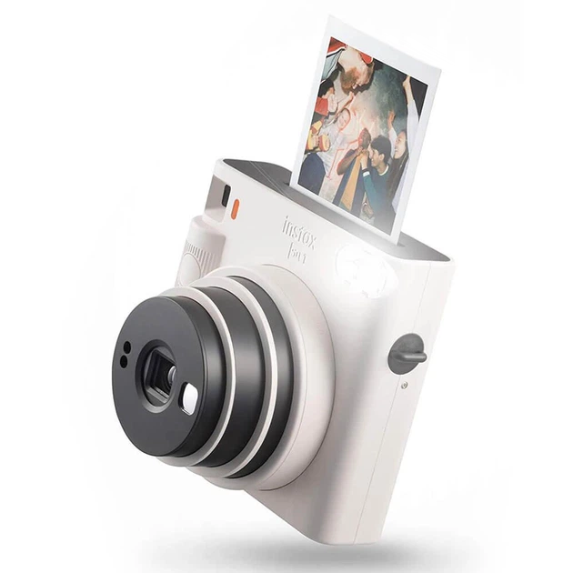 Набір камера Fujifilm Instax Square SQ1, Фотопапір 10шт, Чохол, Ремінець, Фотоальбом 80 фото Білий (Подарункове пакування) - Фото 3 Набір камера Fujifilm Instax Square SQ1, Фотопапір 10шт, Чохол, Ремінець, Фотоальбом 80 фото Білий (Подарункове пакування) - зображення 3