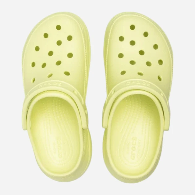 Chodaki damskie na platformie Crocs Classic Bae Clog W 206302-3U4 41-42 (M8/W10) 26 cm Jasnozielone - obraz 5