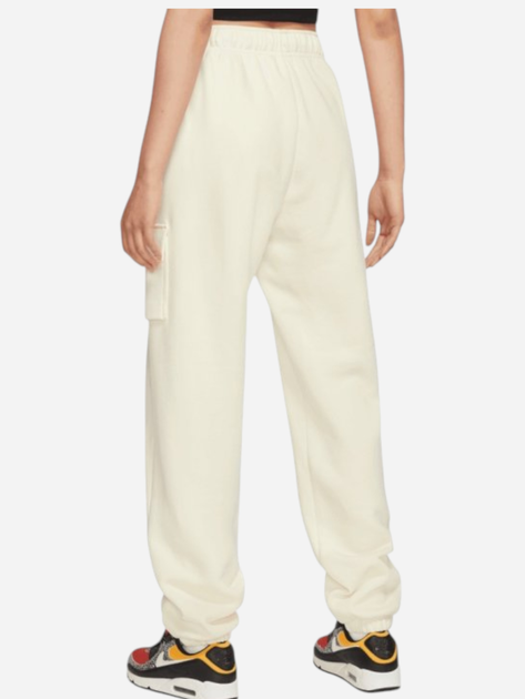 Спортивні штани на флісі жіночі Nike W Nsw Club Flc Mr Pant Cargo DQ5196-113 XS Бежеві (196153342033) - зображення 4