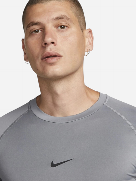 Спортивна футболка чоловіча Nike Pro FB7932-084 XL Сіра (196608740261) - зображення 4
