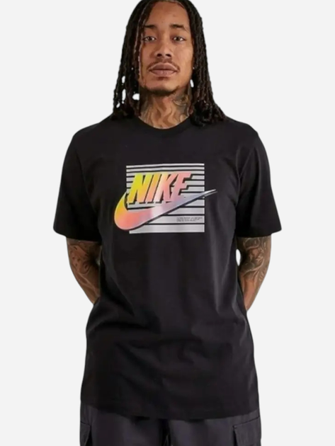 Футболка бавовняна довга чоловіча Nike Sportswear FQ7995-010 L Чорна (196975190614) - зображення 1