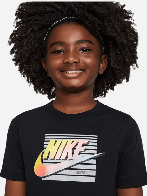 Підліткова футболка для хлопчика Nike Sportswear FN9552-010 L (147-158 см) Чорна (196975813926) - зображення 3