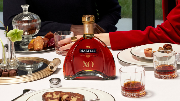 Коньяк Martell XO 0.7 л 40% у подарунковій упаковці (3219820003703) - зображення 4