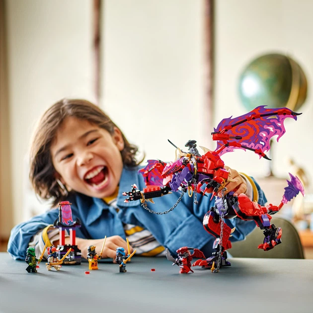 Конструктор LEGO Ninjago Громовержец Дракон Хаоса 668 деталей