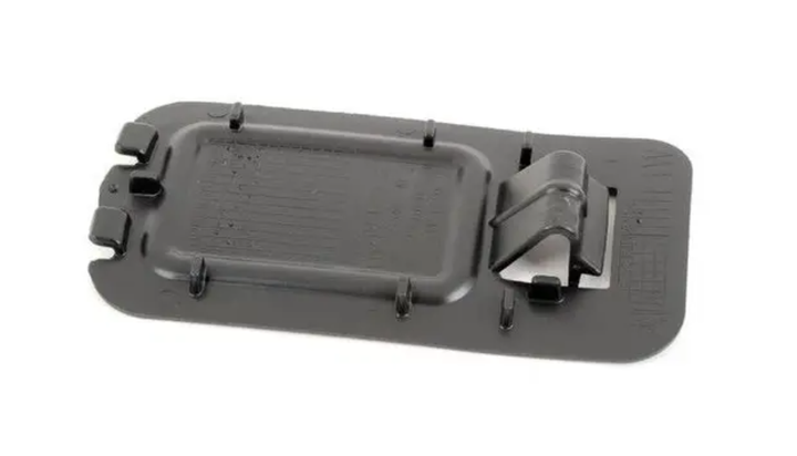 Оригинальная заглушка подкрылка BMW 3 (F30/31) 2012-2015/1-Series (F20/F21) 2011-2019 передняя BMW 51717259887 - изображение 2