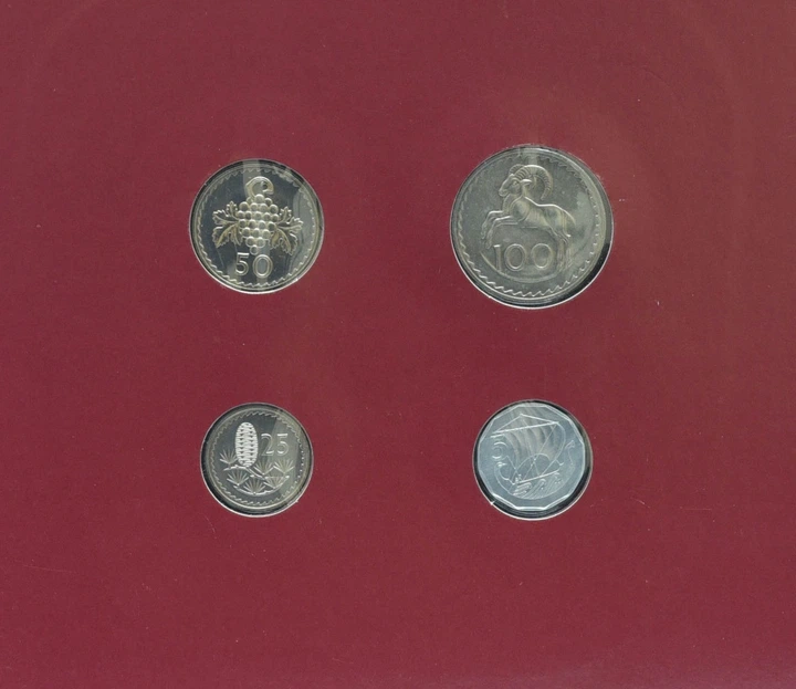 Набір монет Кіпр Набір монет 1982 UNC 5, 25, 50, 100 Мілс і 1 марка Буклет - зображення 4