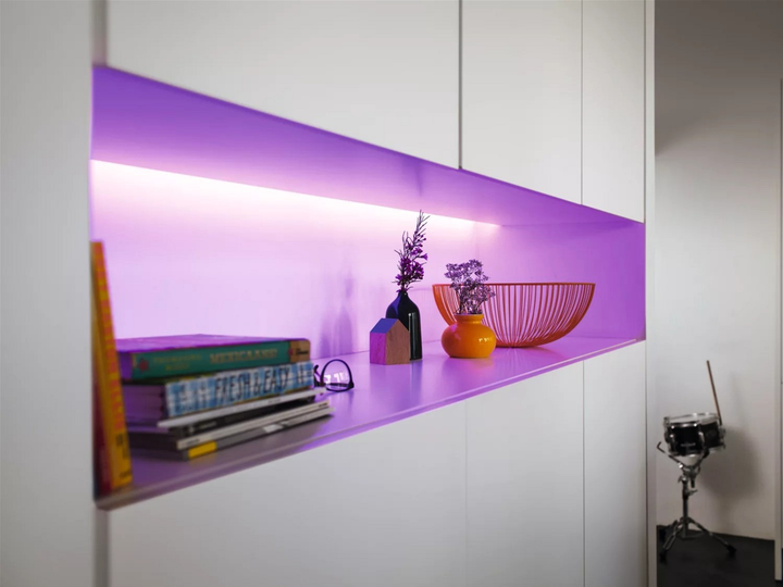 Світлодіодна стрічка розумна Philips Hue Lightstrip Plus 2 м (8718699703424) - зображення 8